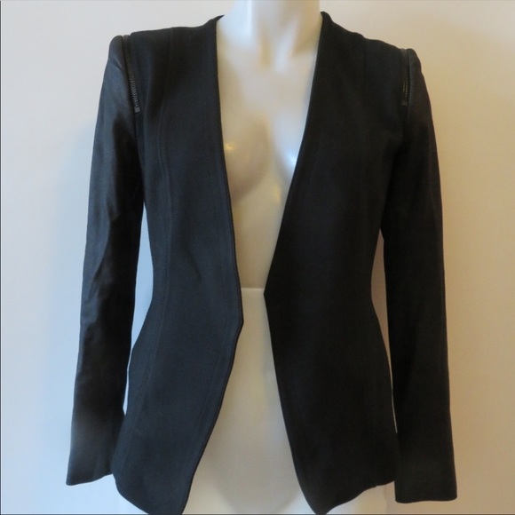 THEORY blazer with leather sleeves - Picture 2 of 6